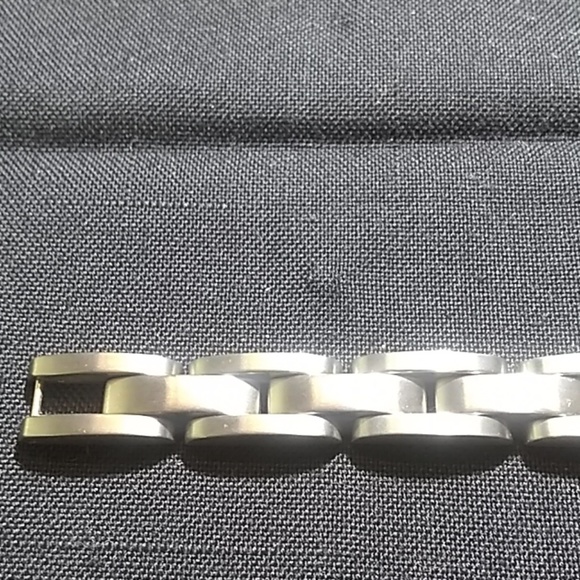 Titanium i.d. bracelet - Picture 2 of 7